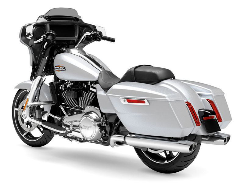 Street Glide®