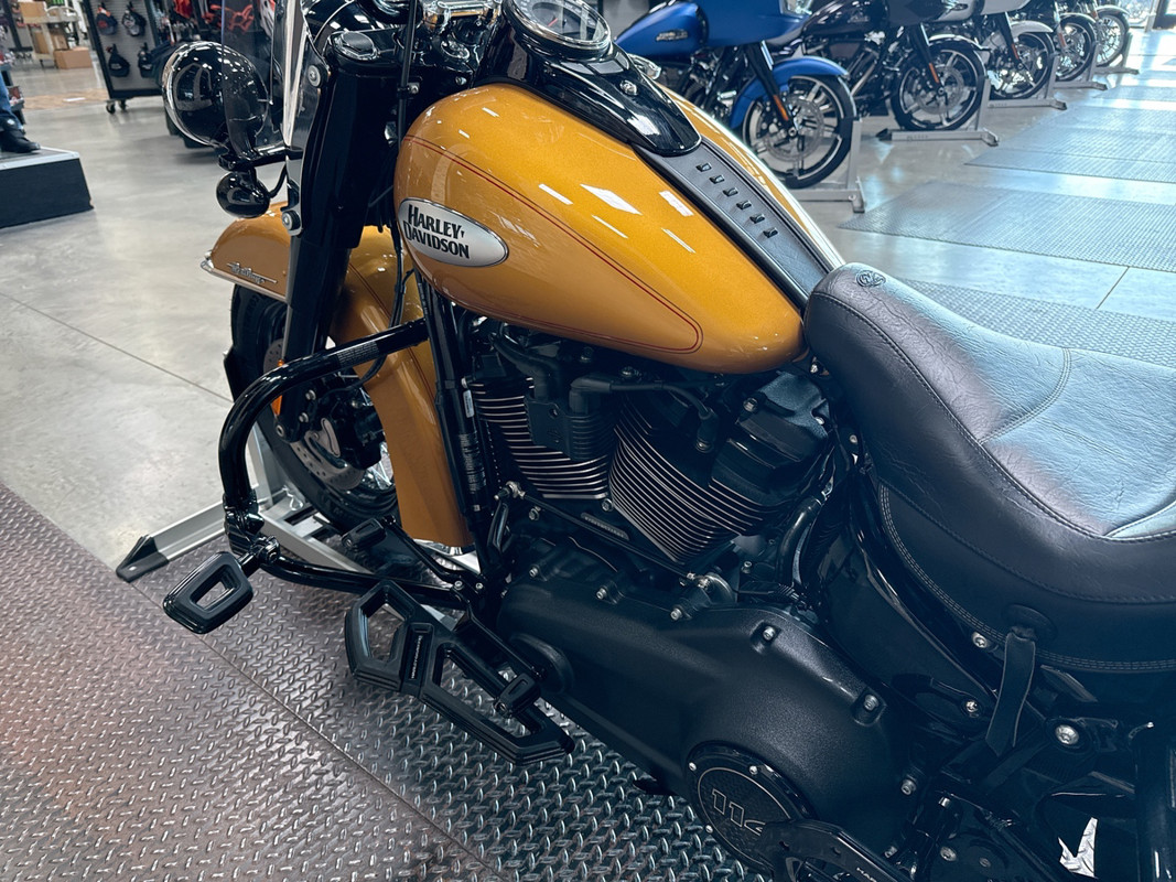 Heritage Classic 114