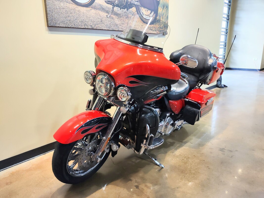 CVO® Ultra Classic® Electra Glide® 