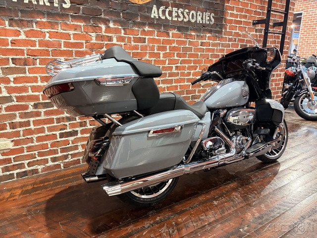 Street Glide® Limited