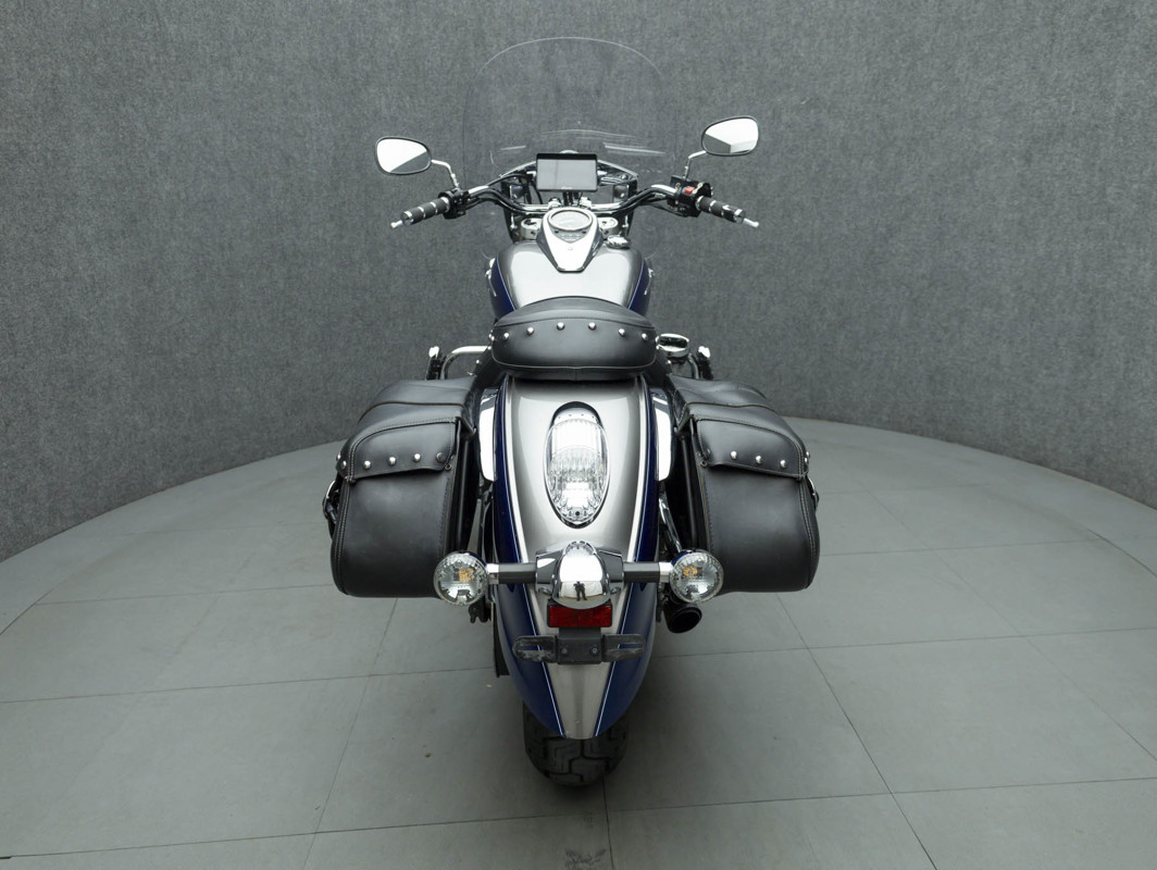 Vulcan 900 Classic LT