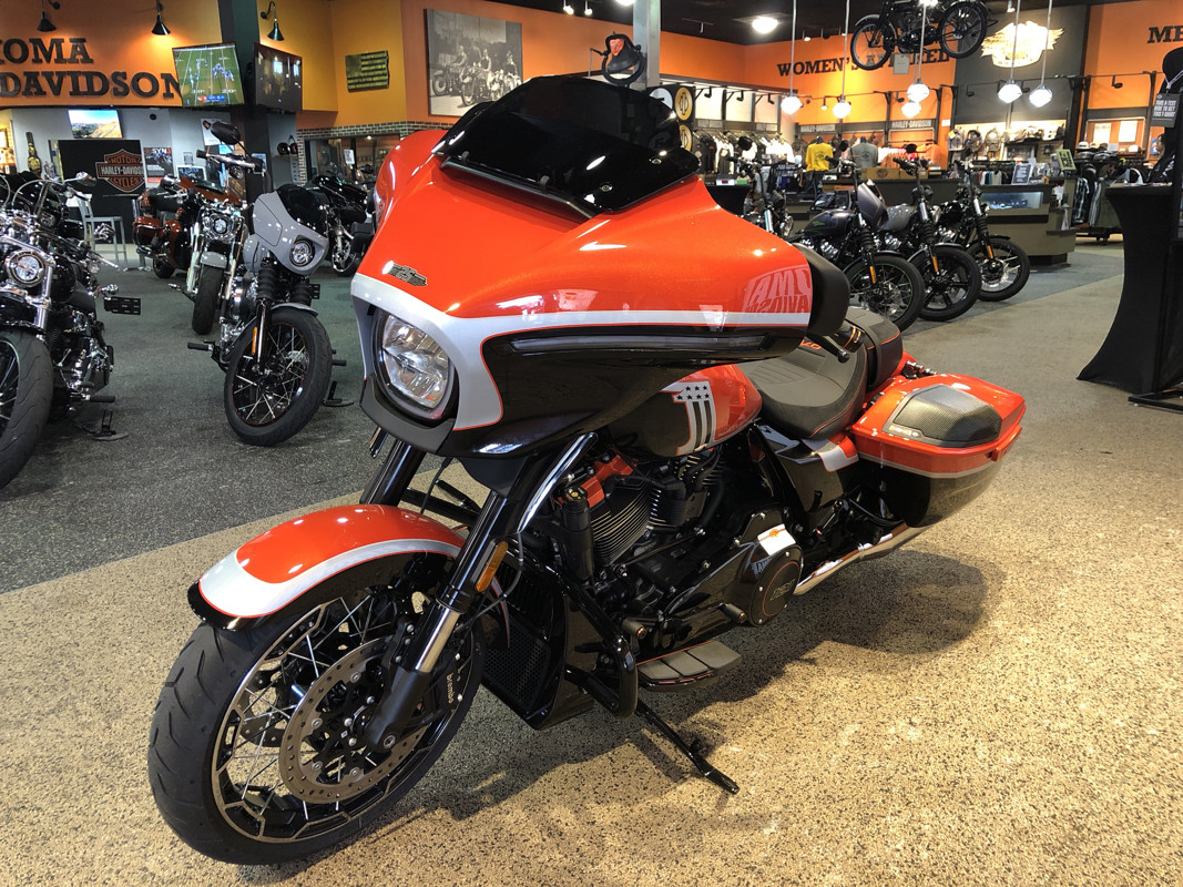 CVO® Street Glide®