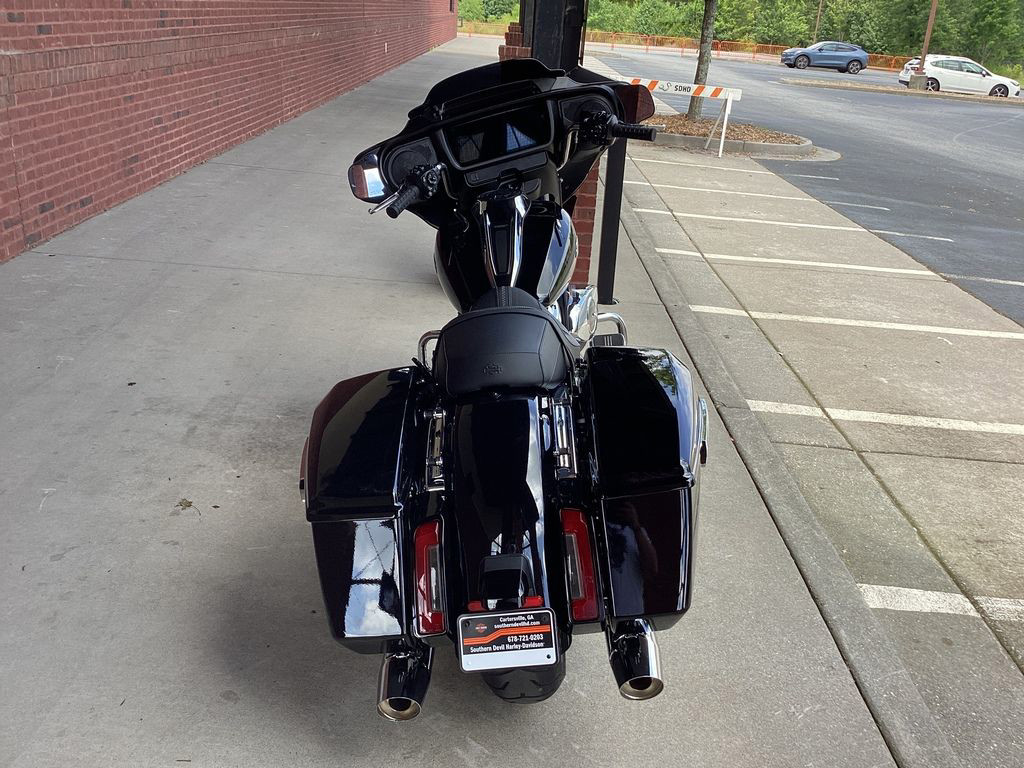 Road Glide®