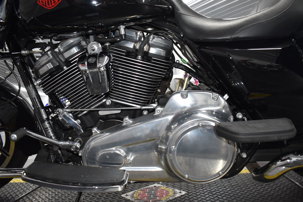 Electra Glide Standard