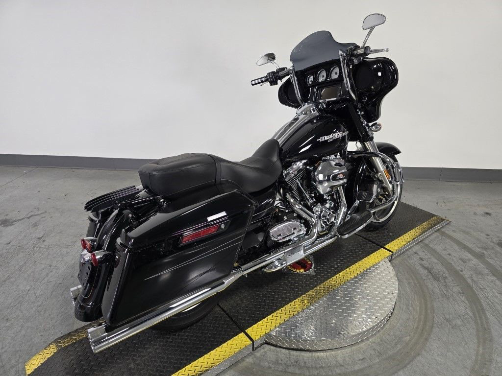 Street Glide® Special