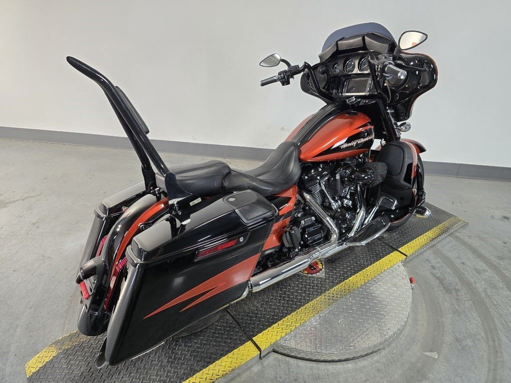 CVO® Street Glide®