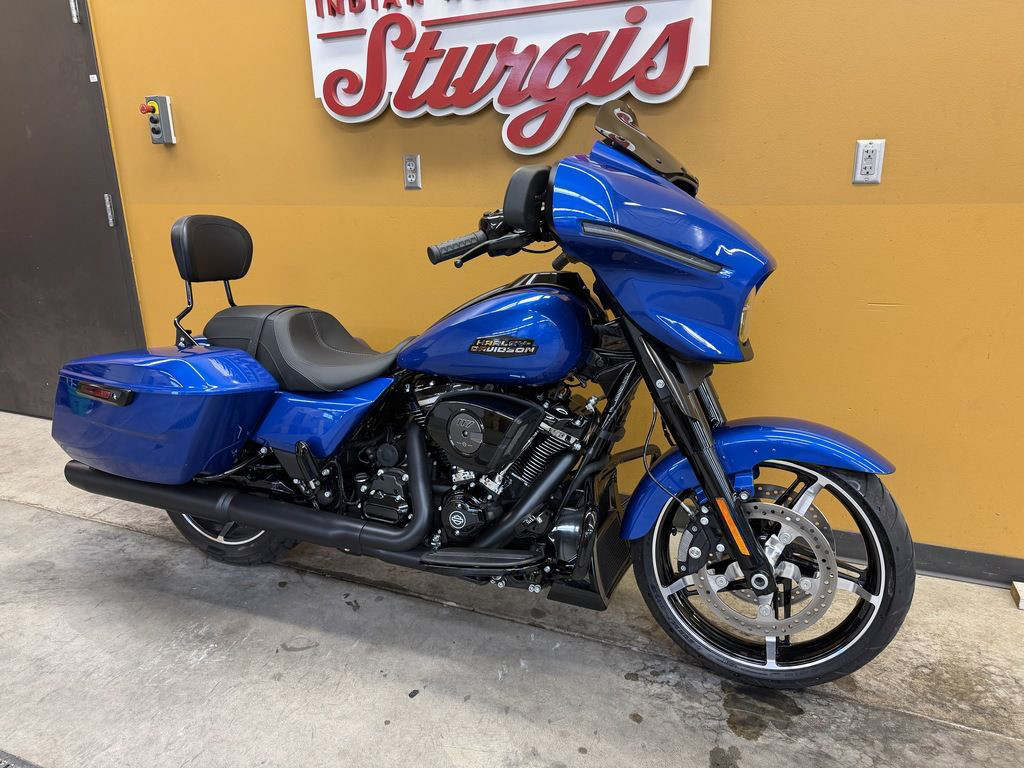 Street Glide®