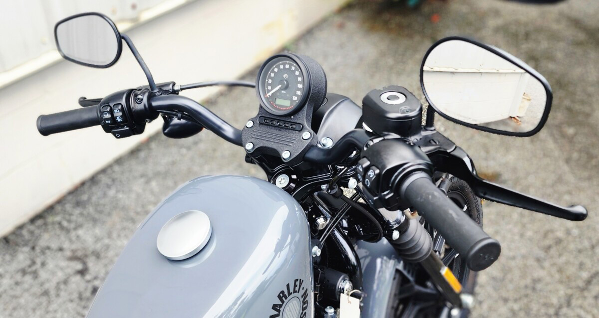 Iron 883®