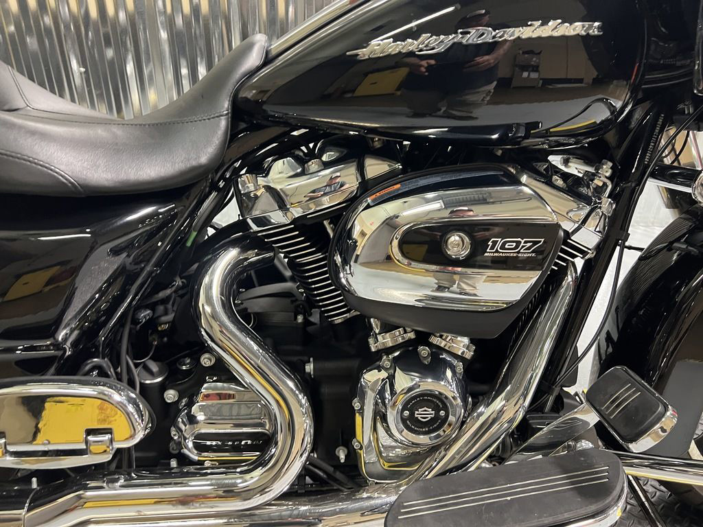 Road Glide®