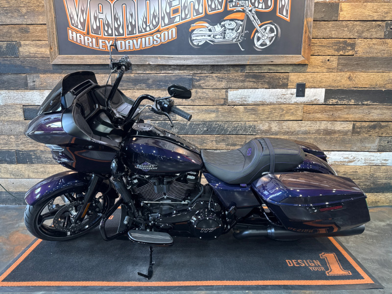 Road Glide®
