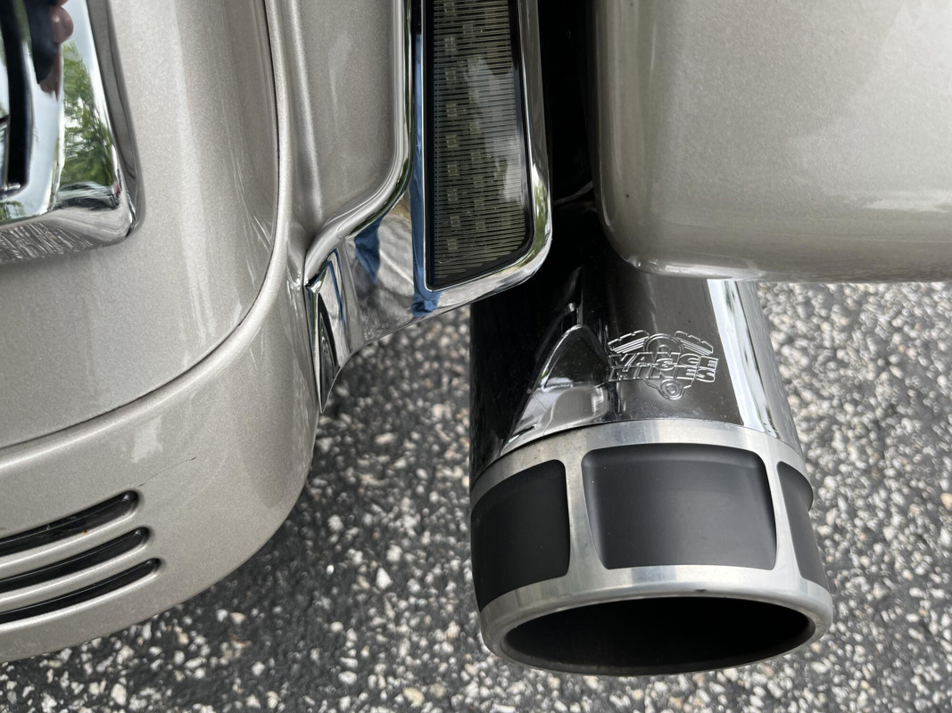 Street Glide®