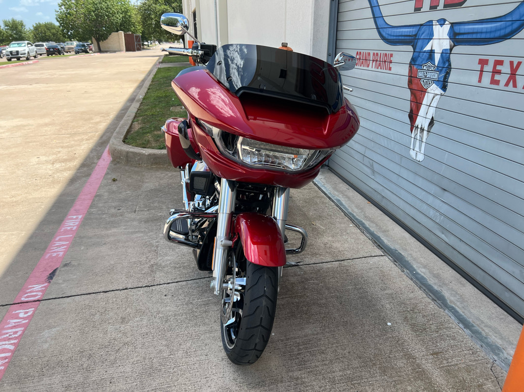 Road Glide®