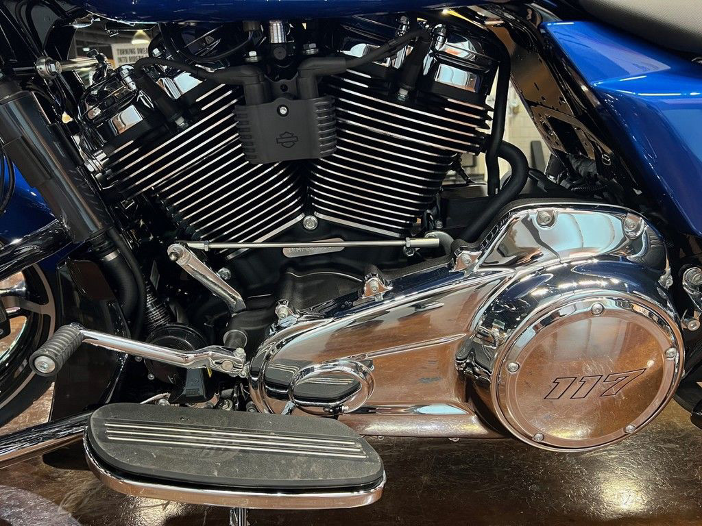 Road Glide®