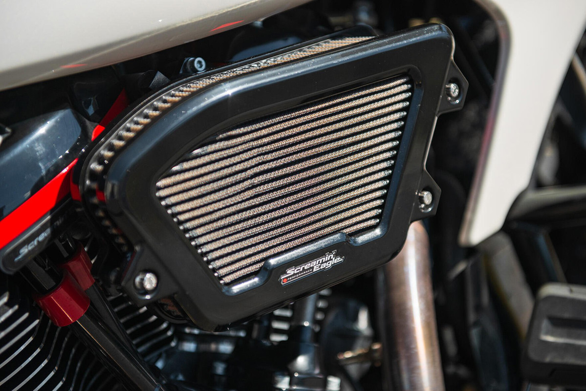 Road Glide®