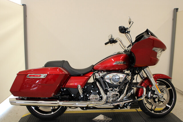 Road Glide®