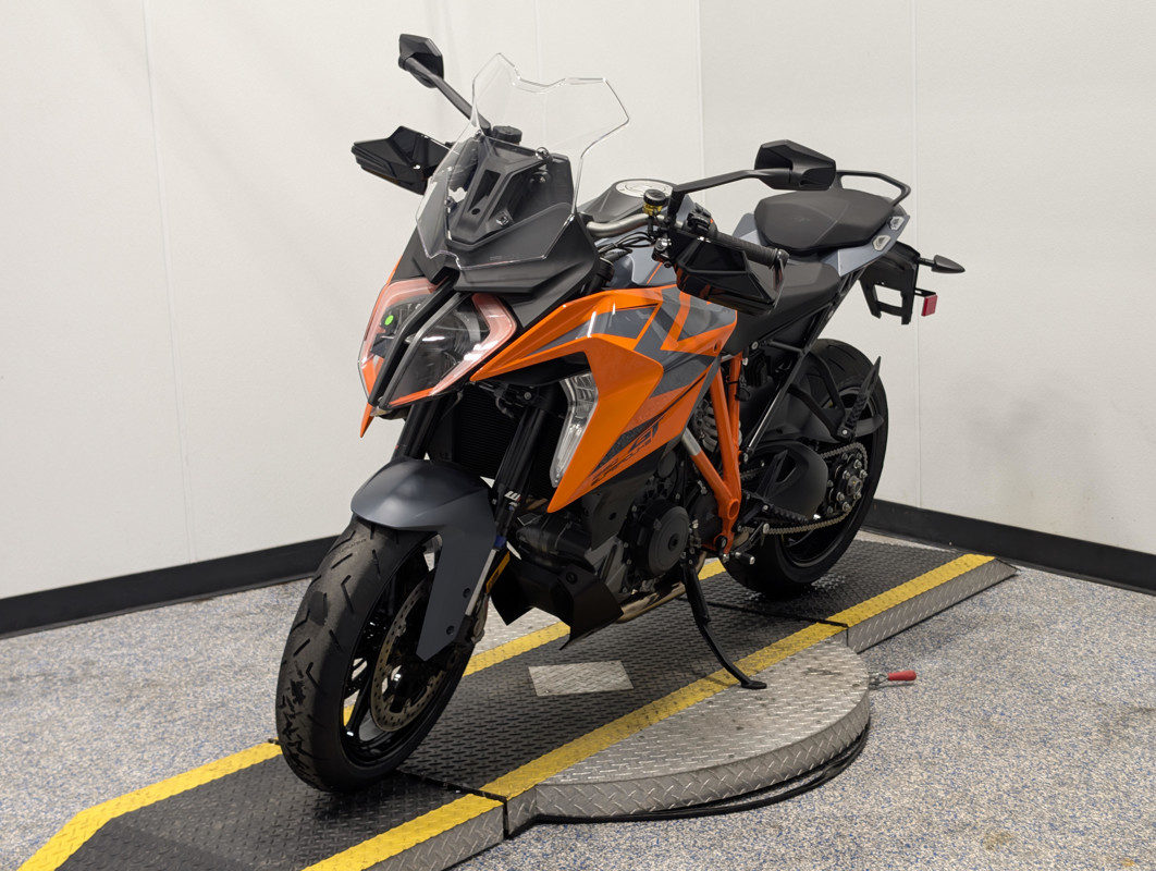 1290 Super Duke GT