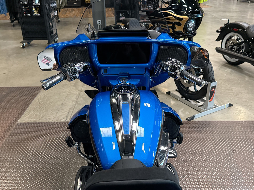 CVO® Street Glide® 3 Limited