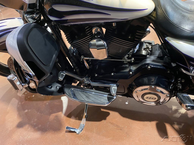 CVO® Street Glide®