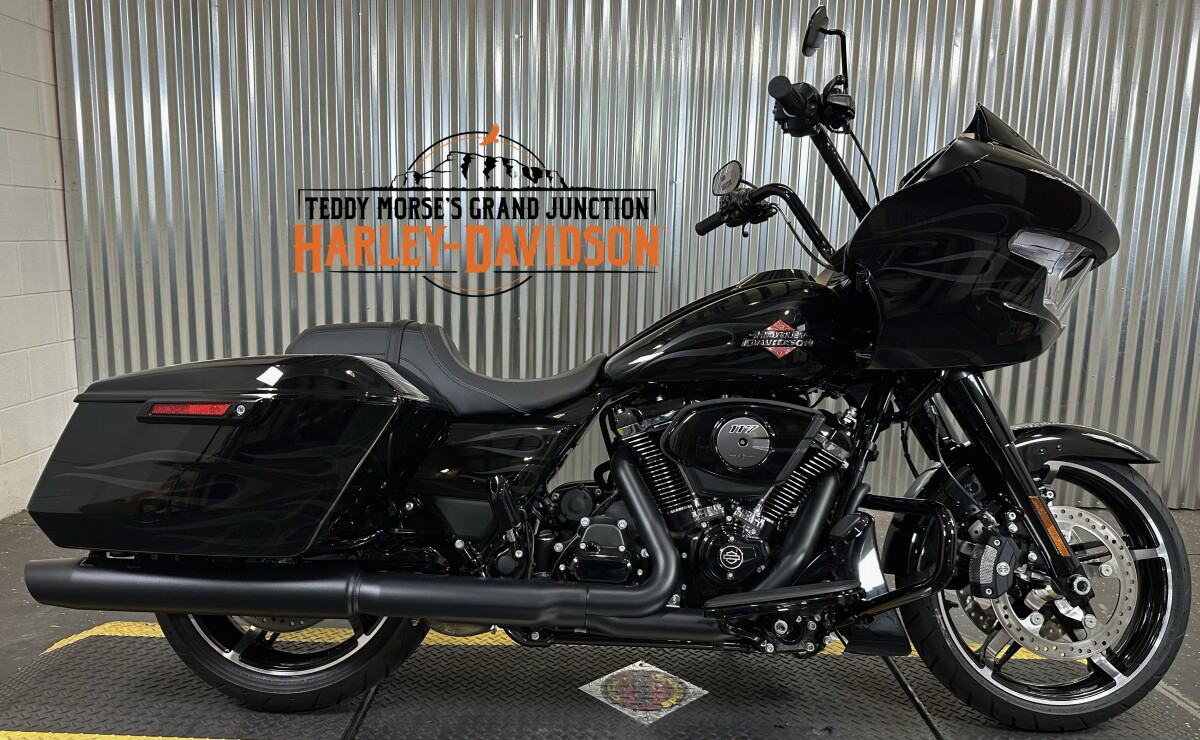 Road Glide®