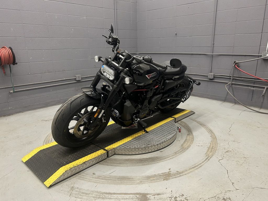 Sportster® S