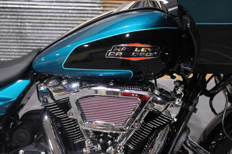 Road Glide®