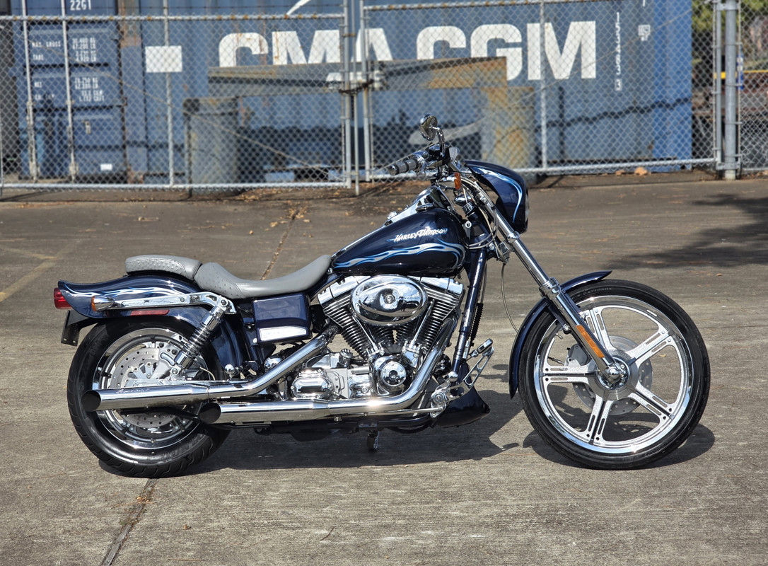 Dyna® Wide Glide® 3