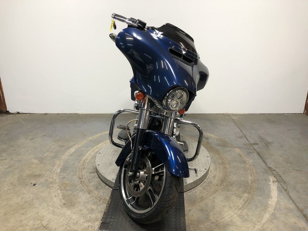 Street Glide®