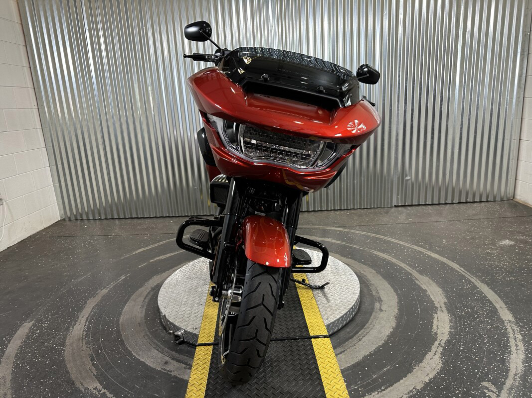 Road Glide®