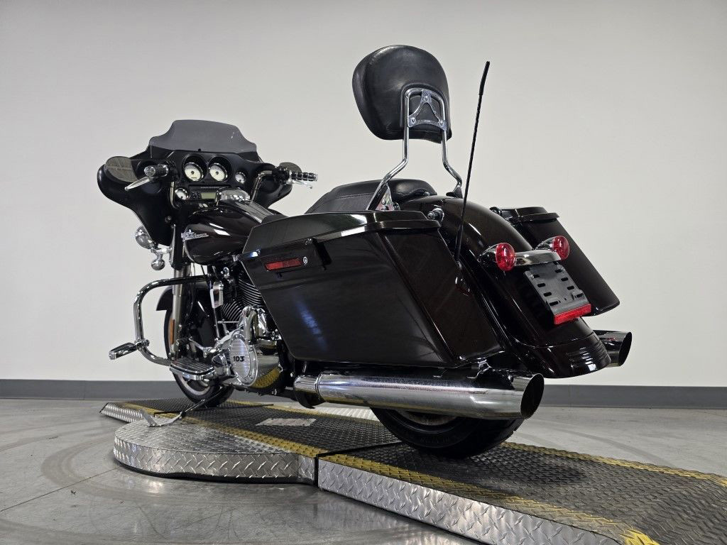 Street Glide® PowerPak