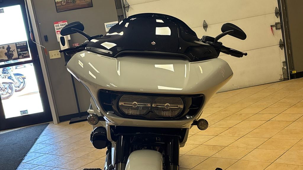 CVO® Road Glide®
