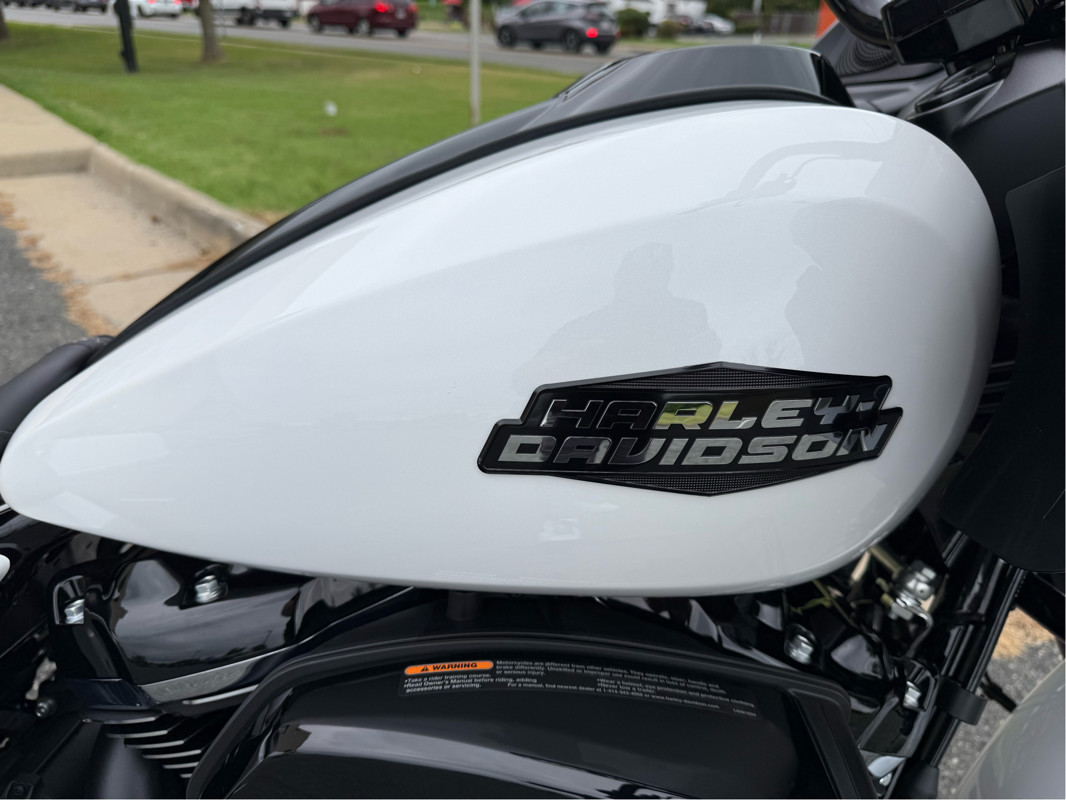 Road Glide®