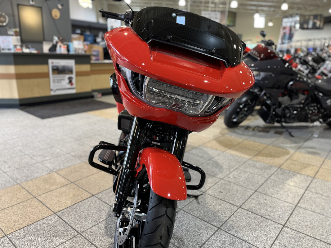 Road Glide®