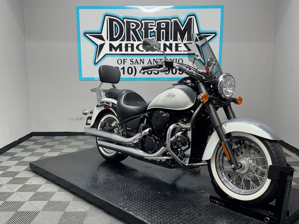 Vulcan 900 Classic