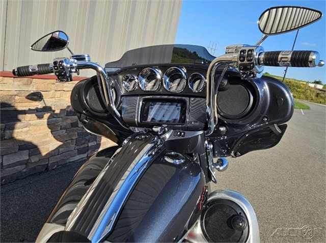 CVO® Street Glide®
