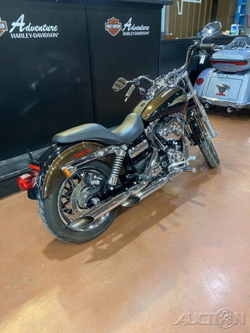 Dyna® Super Glide® Custom