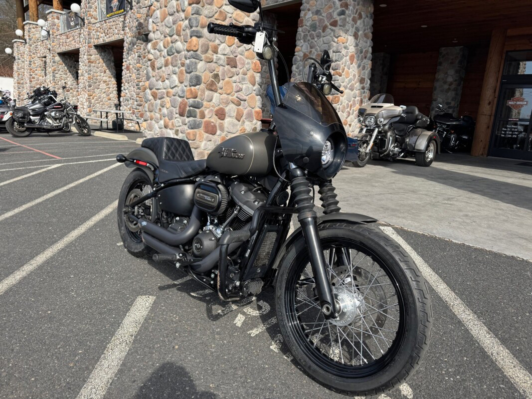 Softail® Street Bob®