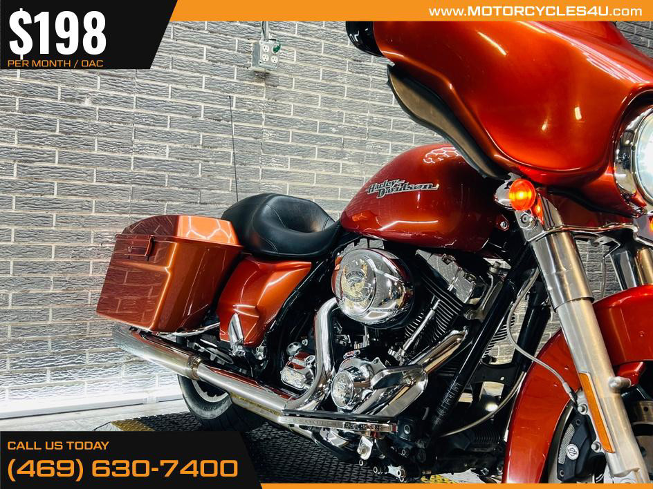 Street Glide®