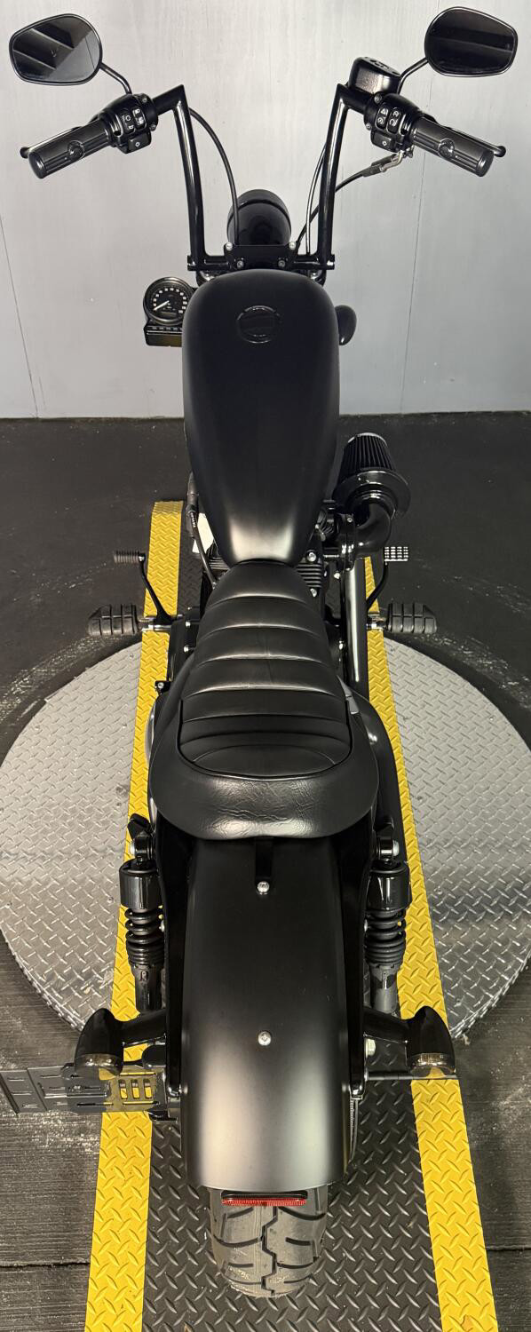 Iron 883®