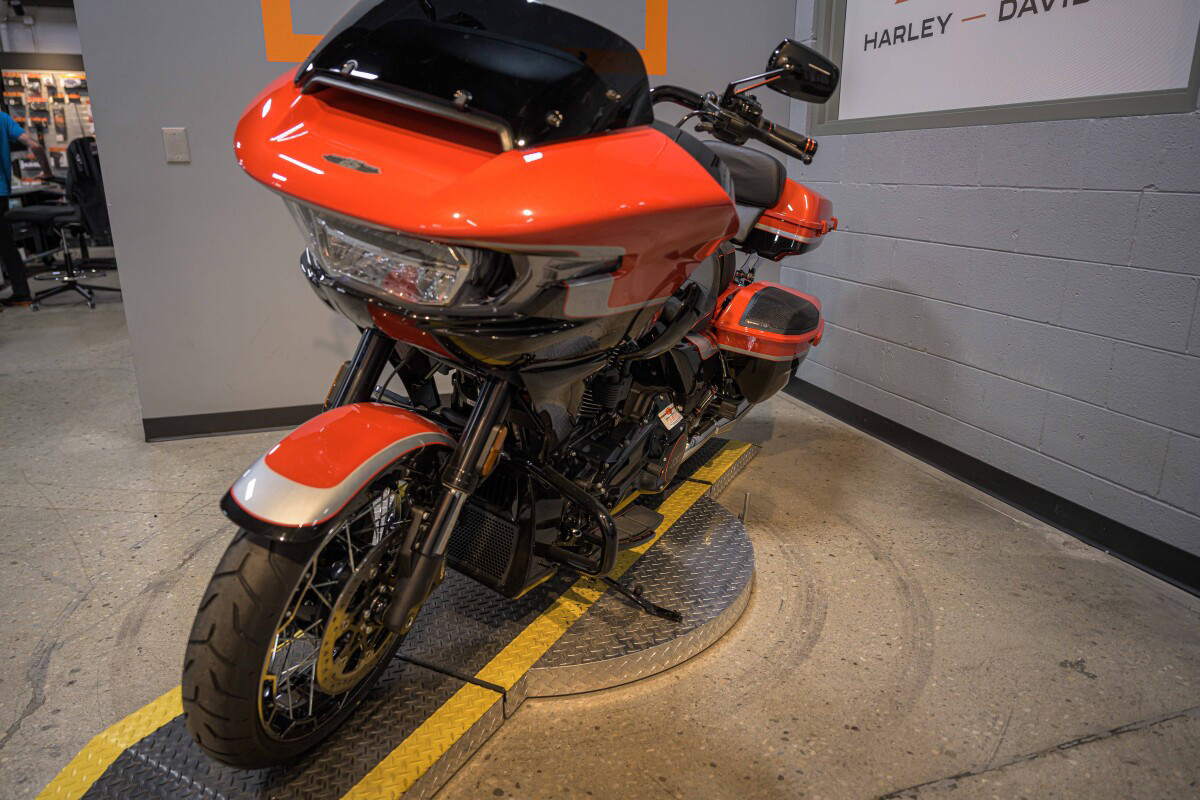 CVO® Road Glide®