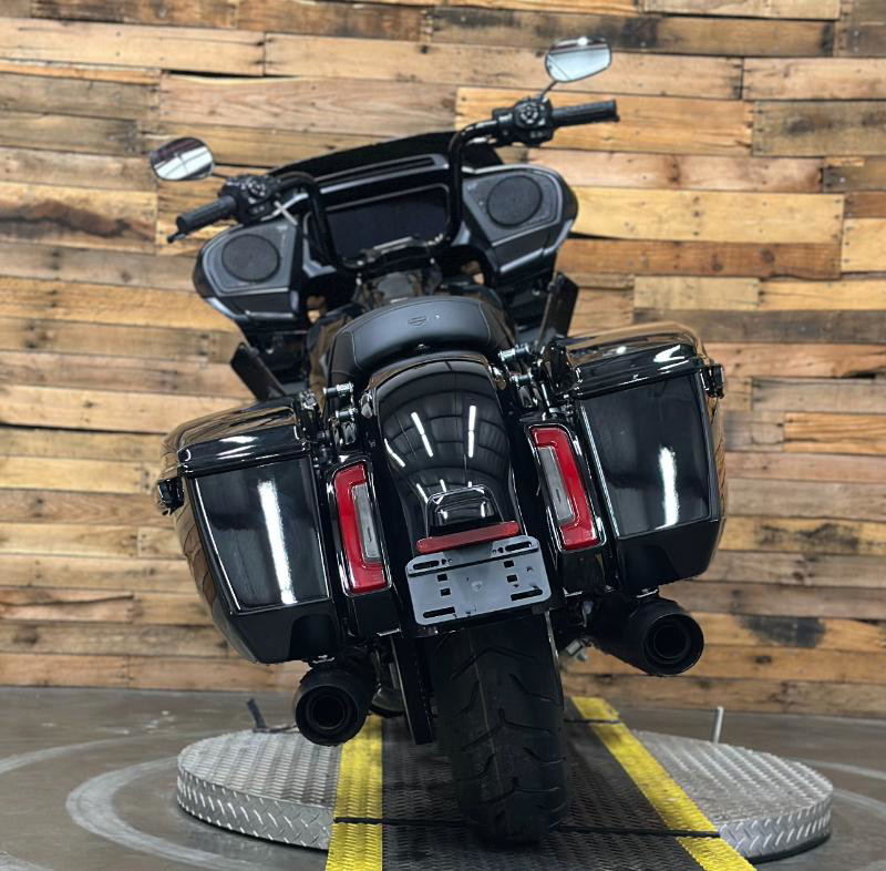 Road Glide®
