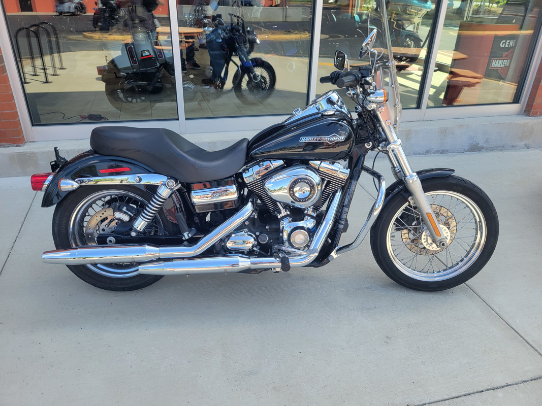 Dyna® Super Glide Custom