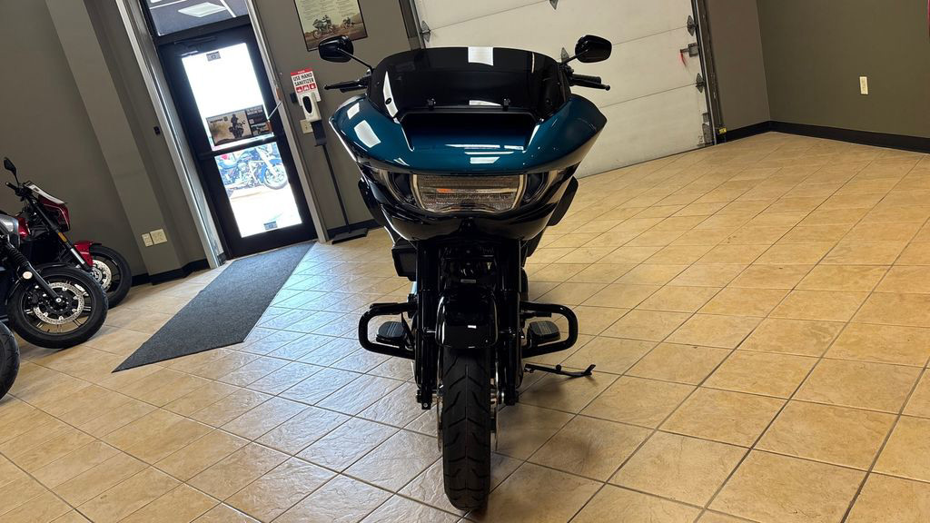 Road Glide®