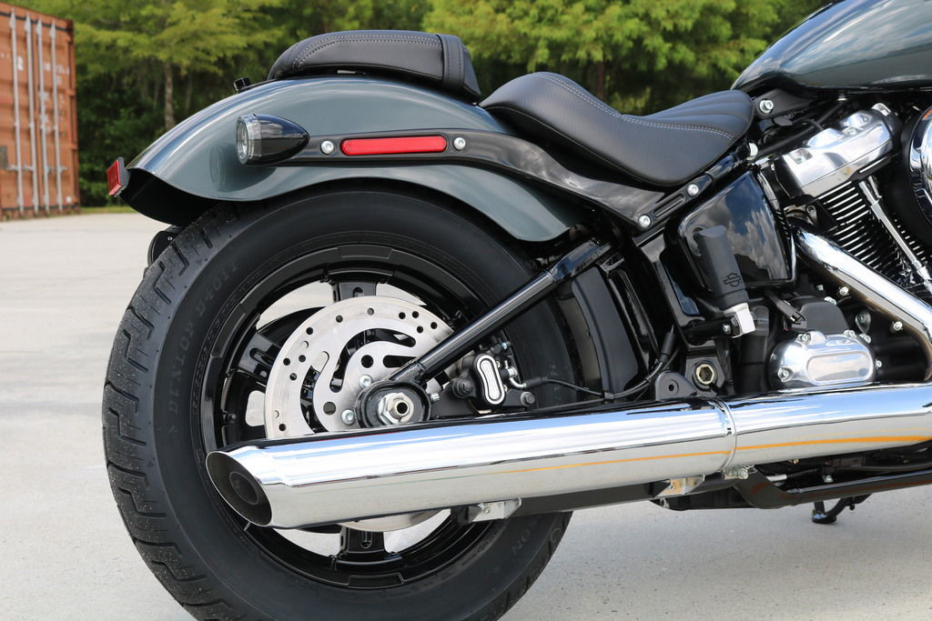 Street Bob®