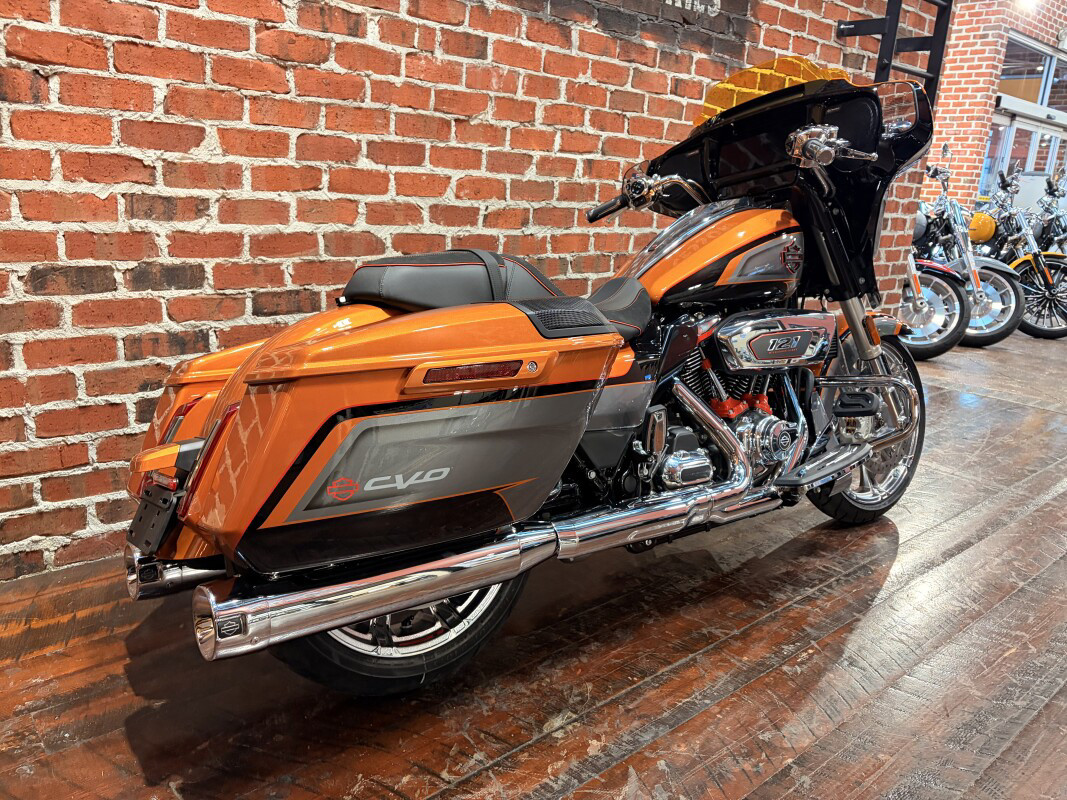 CVO® Street Glide®