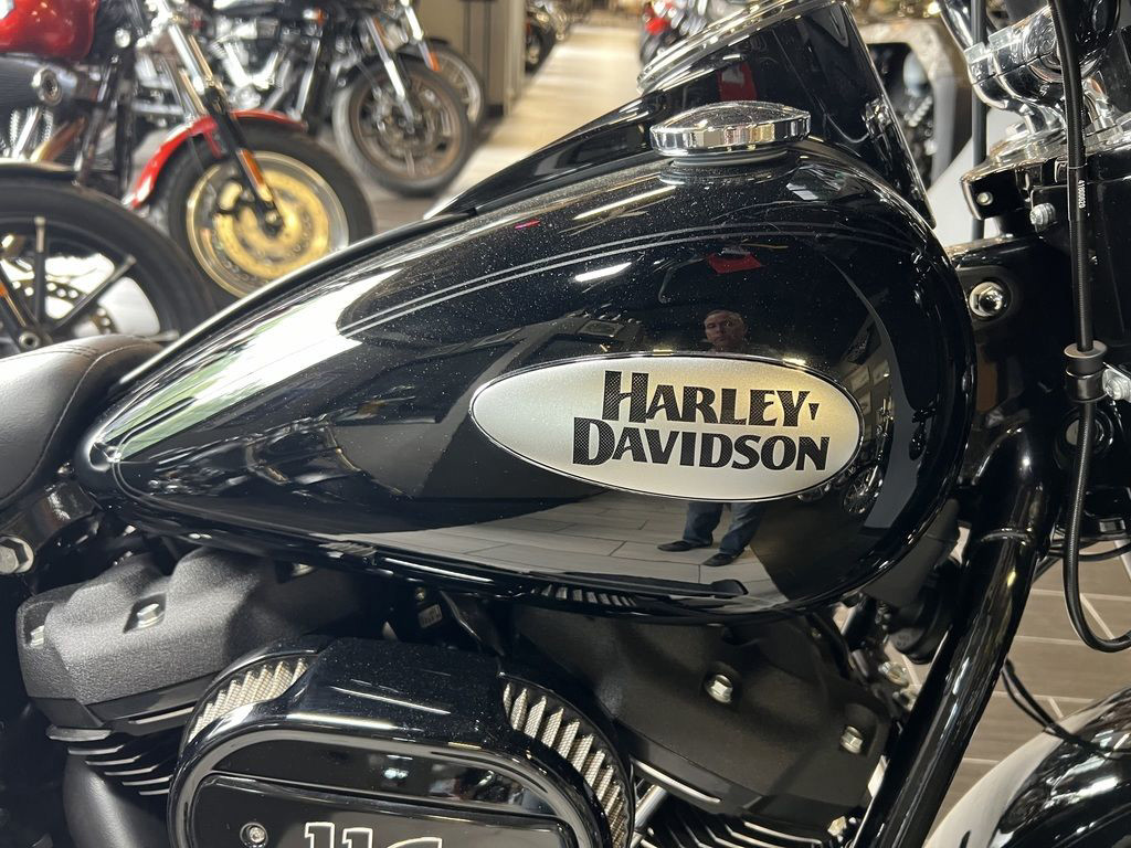 Heritage Classic 114