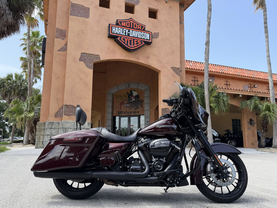 Street Glide® Special