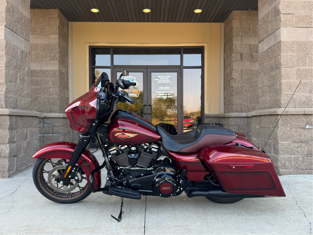 Street Glide® Special