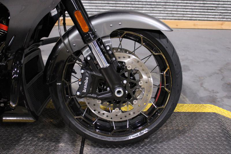 CVO® Road Glide®