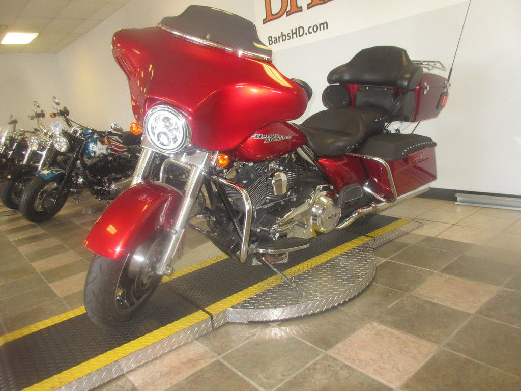 Street Glide®