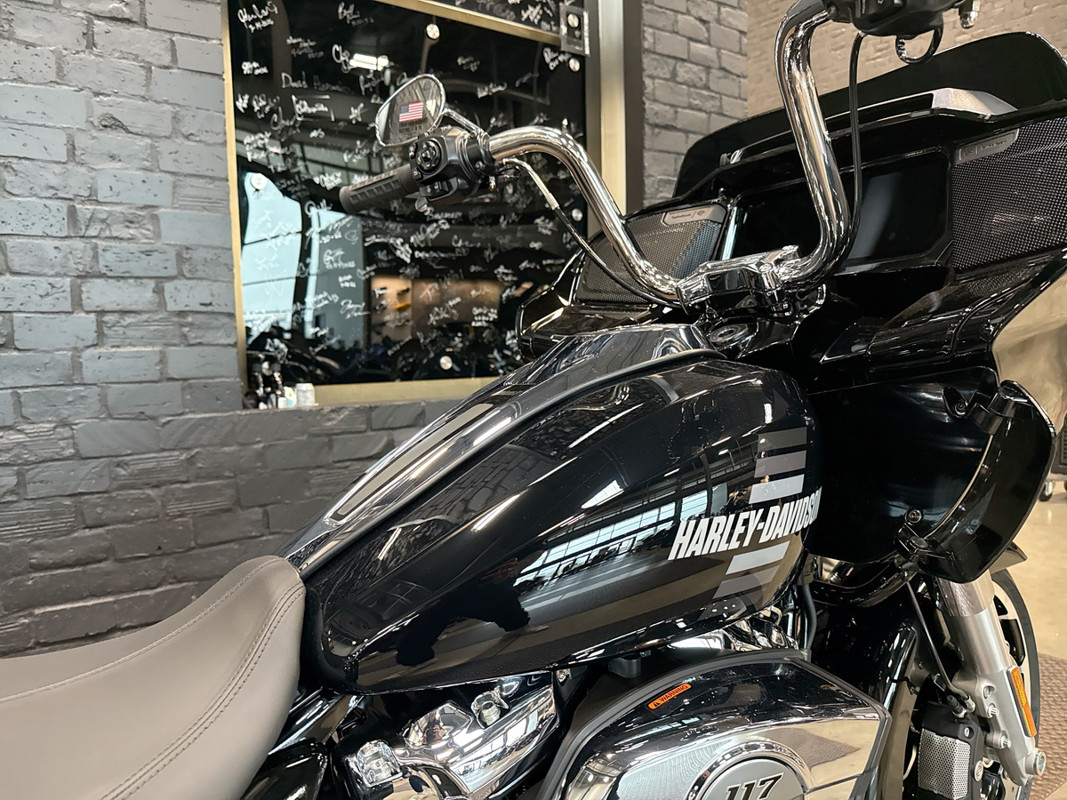 Road Glide® 3